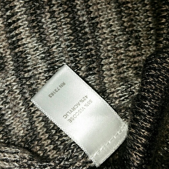 Cupio Sweater - Picture 5 of 7